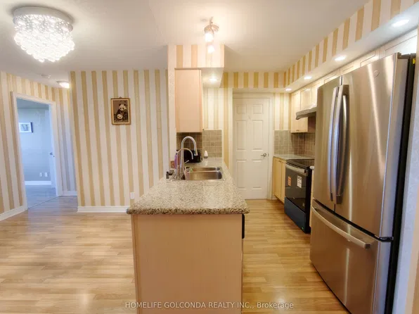 33 Cox Blvd, Markham, ON