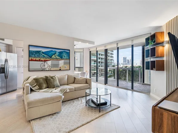 20185 E Country Club Dr APT 604, Aventura, FL 33180