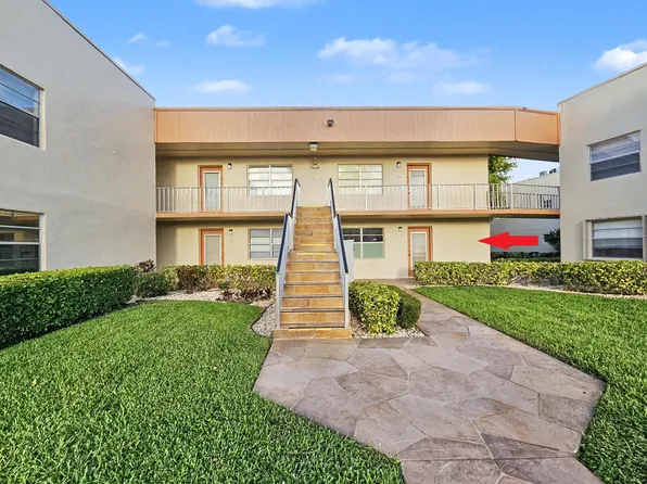 202 Piedmont E, Delray Beach, FL 33484