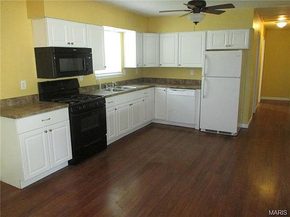 4th image of 104 Blair Ave