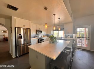 7600 N Sonoma Way, Tucson, AZ 85743