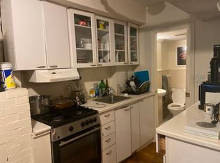 17 Phillips St APT 1, Boston, MA 02114