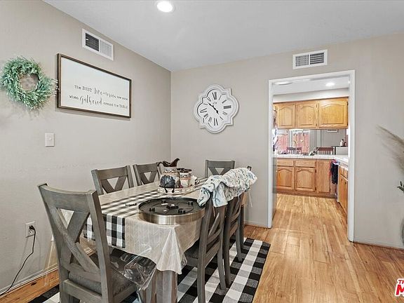 4th image of 26856 Avenue Of The Oaks