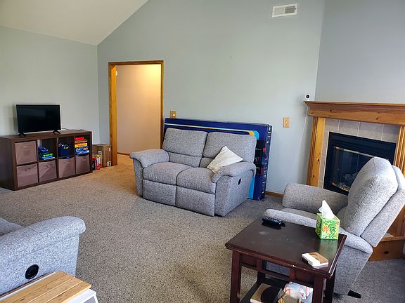 4th image of 1505 Pebblecreek Dr