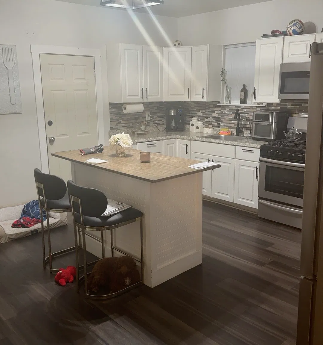 2 bed, $2,700 — Photo 2
