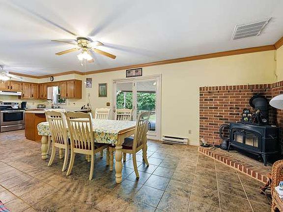 5th image of 11598 Malvern Ln