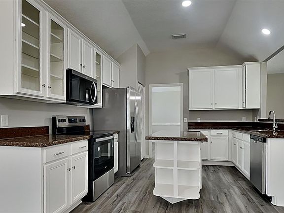5th image of 8019 Malardcrest Dr #0
