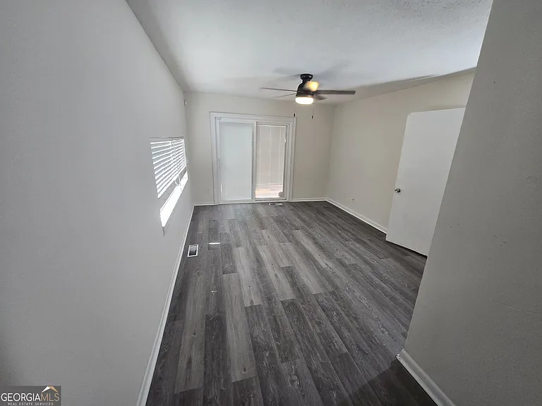 2569 Terrace Trl — Photo 11