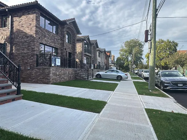 3828 215th Street, Bayside, NY 11361