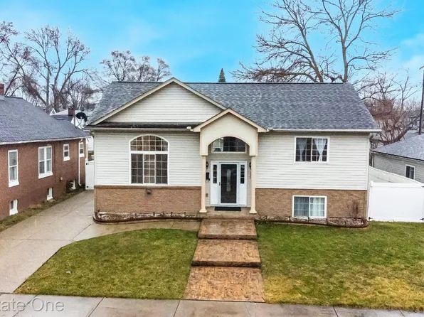 115 W Milton Ave, Hazel Park, MI 48030