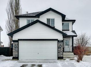 250 Chapalina Pl SE, Calgary, AB T2X 3P4