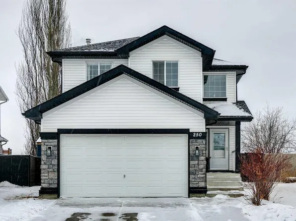 250 Chapalina Pl SE, Calgary, AB T2X 3P4