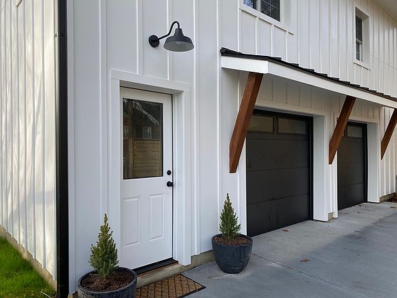 Exterior private entrance