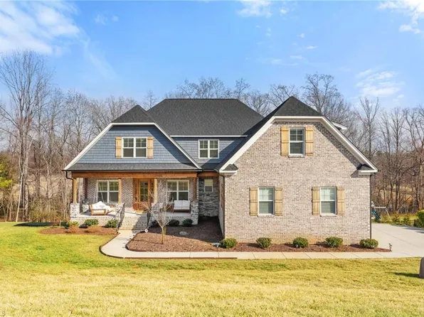 6374 Gumwood Rd, Oak Ridge, NC 27310