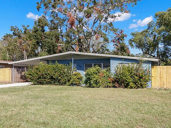 3rd image of 7909 Winston Ln
