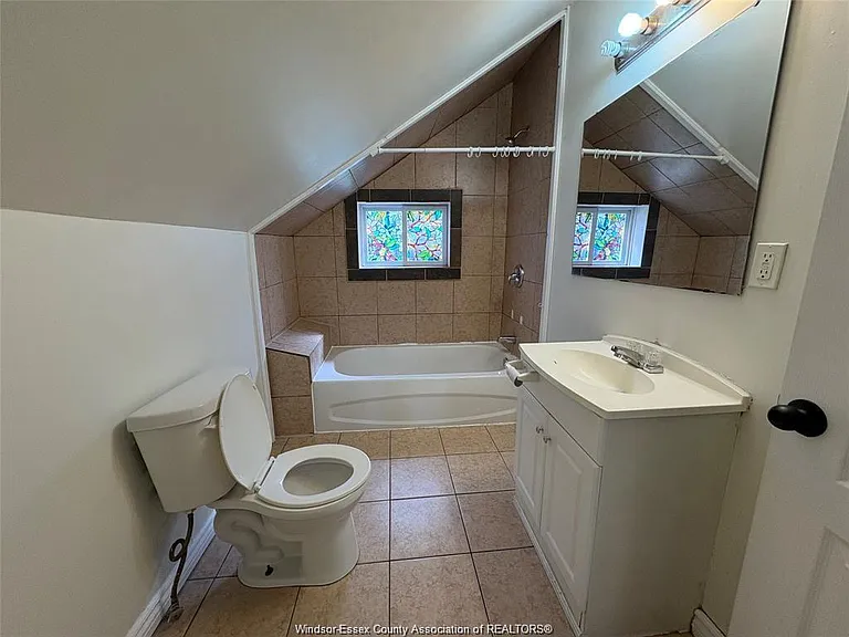 454 Crawford Ave — Photo 15