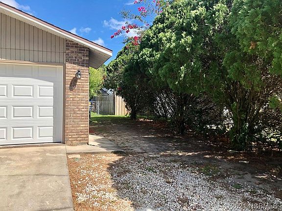 3rd image of 3411 Kumquat Dr