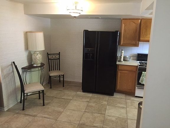 3rd image of 773 Luau Dr APT A