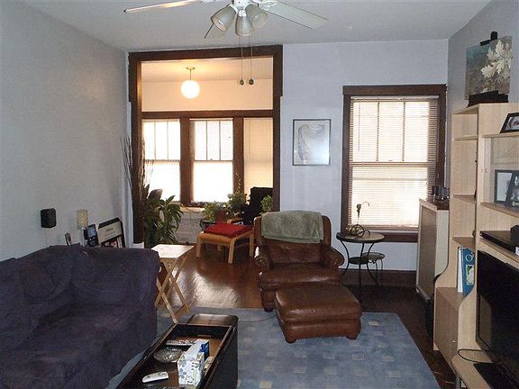 3rd image of 4201 N Ashland Ave