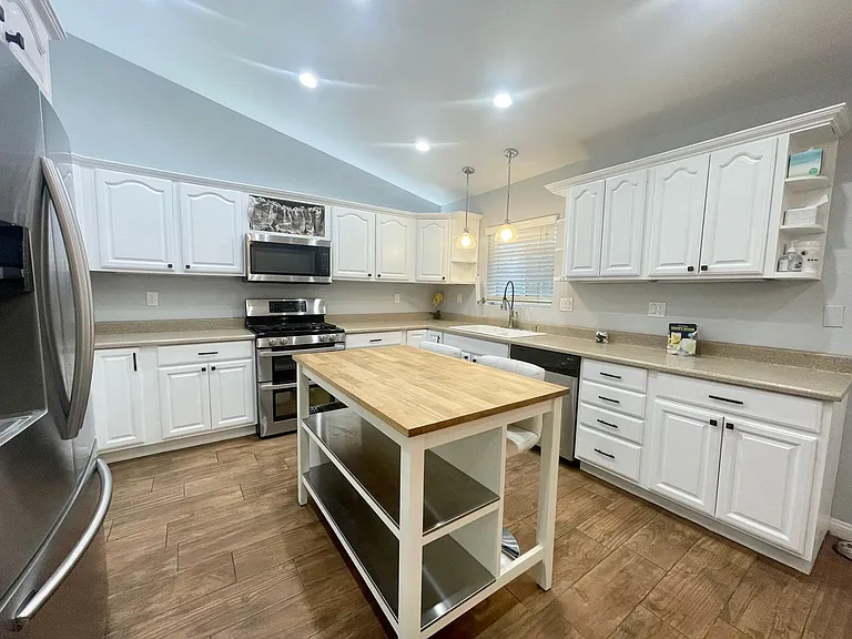 30306 Avenida Maravilla — Photo 5