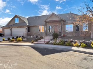1028 E Red Brome Cir, Washington, UT 84780