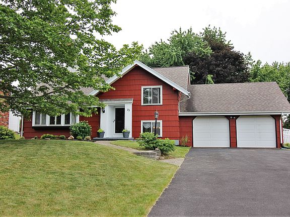 2nd image of 25 Yellowstone Dr
