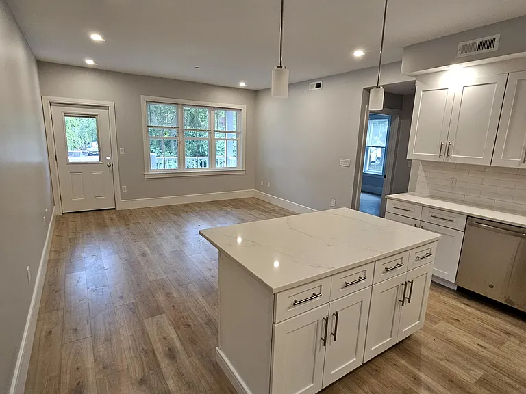 124 Kenrick St #3 — Photo 9