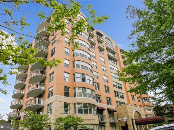 5000 Battery Ln APT 1003, Bethesda, MD 20814