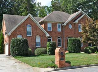 714 Firethorn Rd, Chesapeake, VA 23320