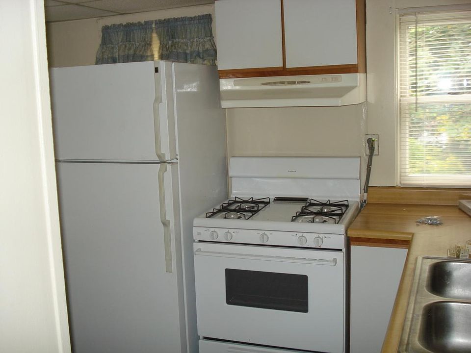 Gas stove