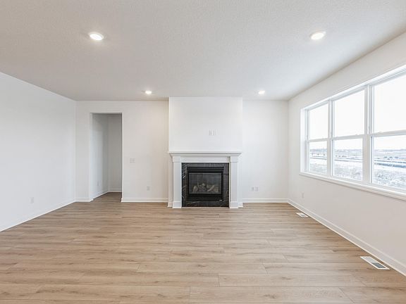 5th image of 13257 Ghia Ct NE