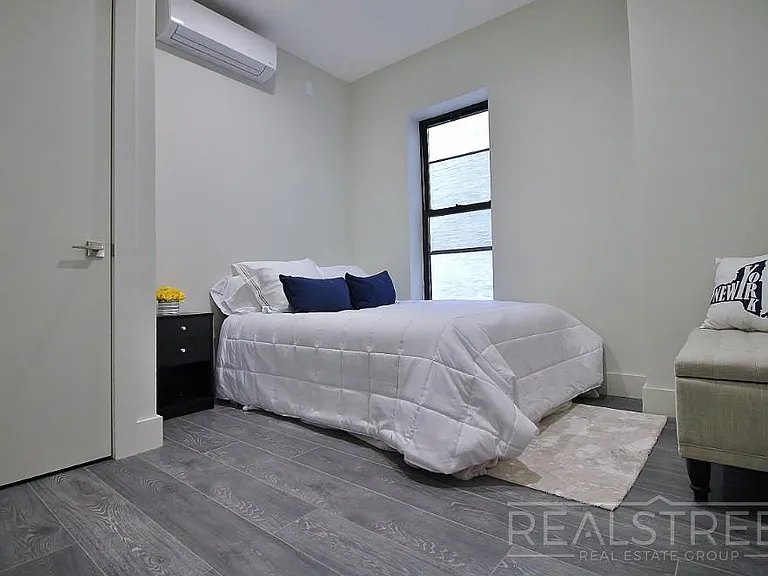 1159 Saint Johns Pl #3B — Photo 6