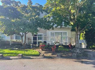 1169 Vidal St #8, White Rock, BC