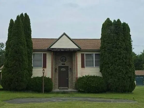 240 Bluebird Dr, Stephens City, VA 22655