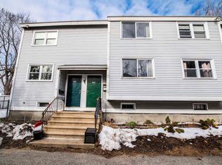 206 Calef Rd, Manchester, NH 03103