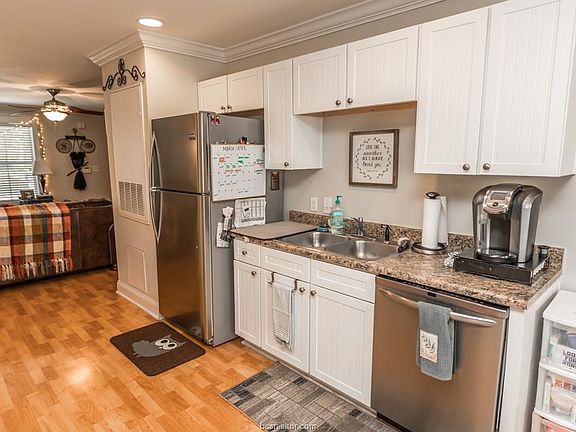 5th image of 1725 Harvey Mitchell Pkwy S APT 1513