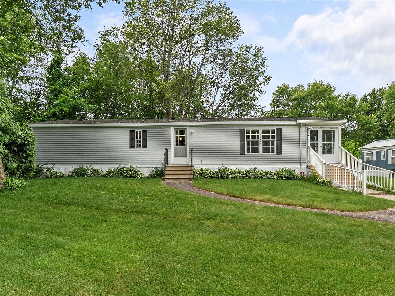 35 Oak Hill Drive, Hampstead, NH 03841 | Zillow