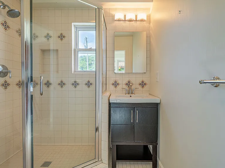 Walk in shower