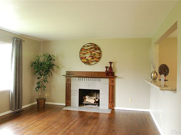 3rd image of 14033 Sunnyside Ave N