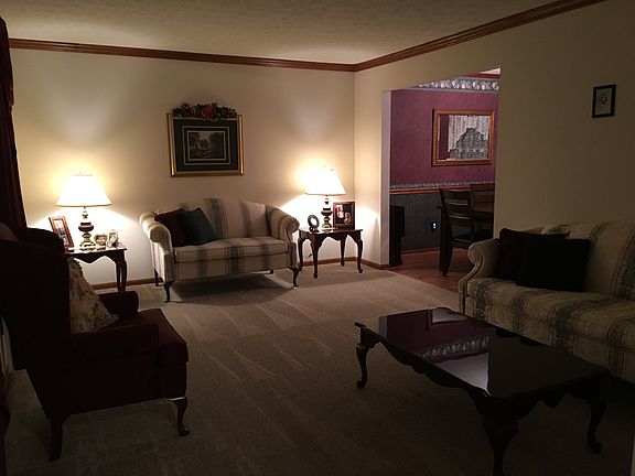 3rd image of 106 Driftwood Ct