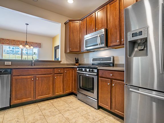 4th image of 294 N Caldwell Cir