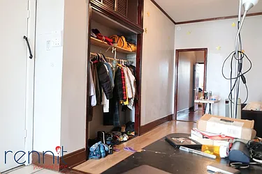 Rented by Rennit Inc.