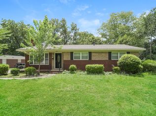 3814 Sheffield Dr, Charlotte, NC 28205