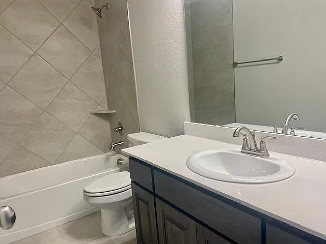 215 Jacaranda Dr — Photo 10