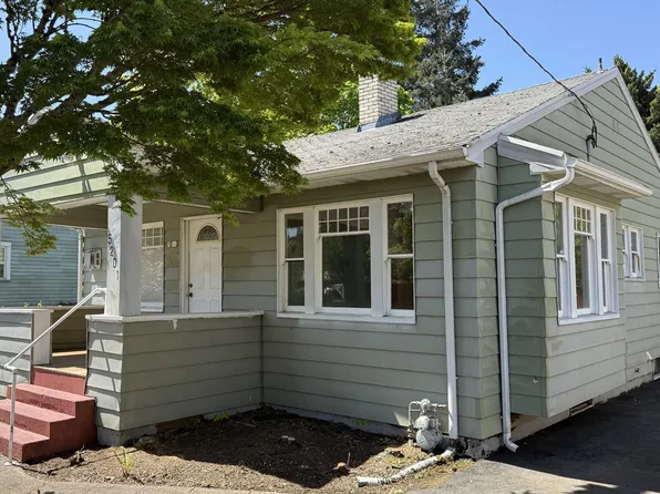 5201 SE 68th Ave, Portland, OR 97206