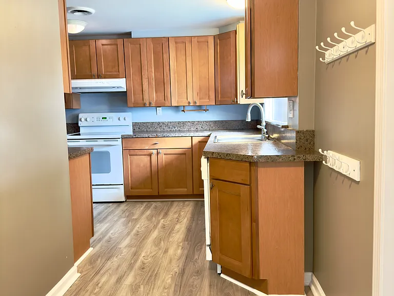 308 N Rochester Rd #9 — Photo 3