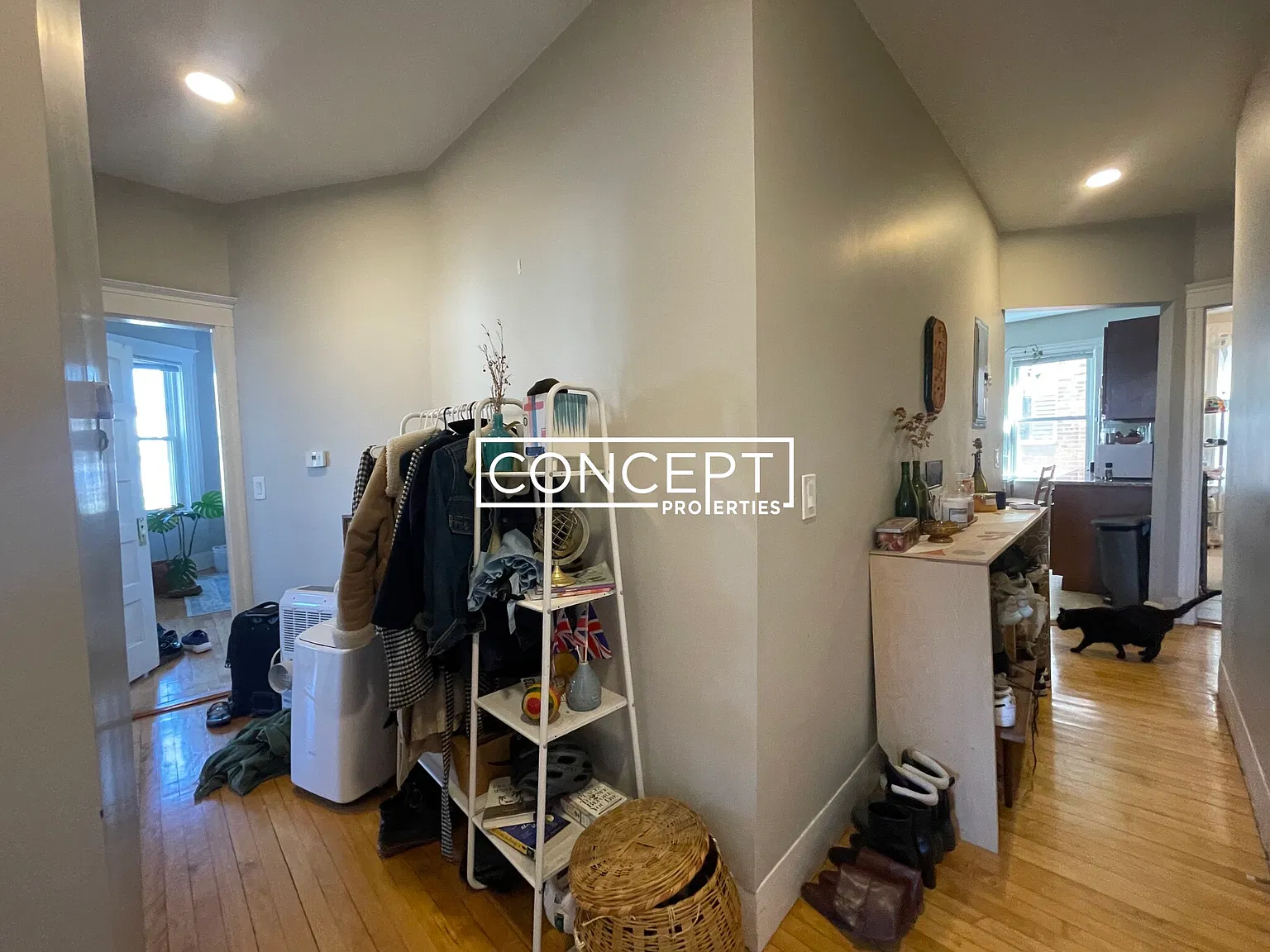 4 bed, $4,400 — Photo 2