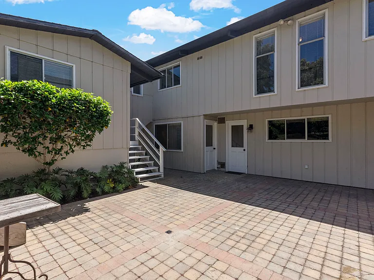 13981 Mercado Dr — Photo 35