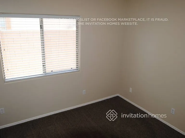 10209 W Parkway Dr — Photo 7