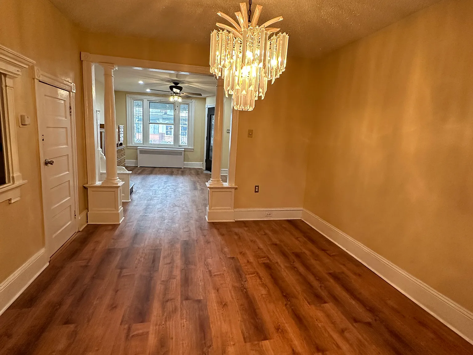 4 bed, 1.5 bath, 1430 sqft, $1,650 — Photo 3